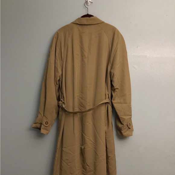 Sanyo Trench coat - Picture 6 of 16